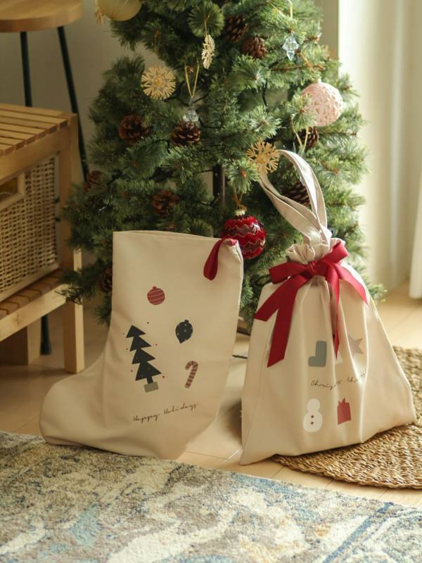 今年のクリスマスは子どもたちを最高の笑顔に！6名のインスタグラマーさんによる、「サンタ袋」の飾りかた報告会[PR]