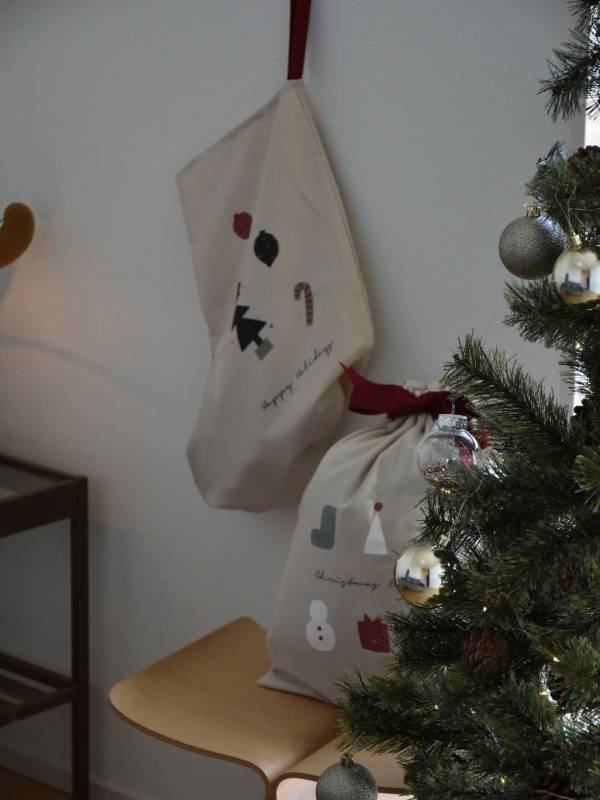 今年のクリスマスは子どもたちを最高の笑顔に！6名のインスタグラマーさんによる、「サンタ袋」の飾りかた報告会[PR]