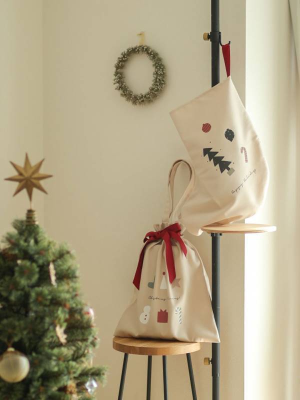 今年のクリスマスは子どもたちを最高の笑顔に！6名のインスタグラマーさんによる、「サンタ袋」の飾りかた報告会[PR]