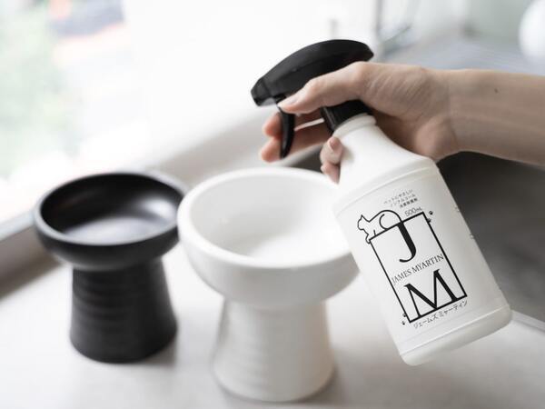 舐めても安心の消臭除菌スプレー！？ペットにやさしい『ジェームズ・ミャーティン』誕生[PR]