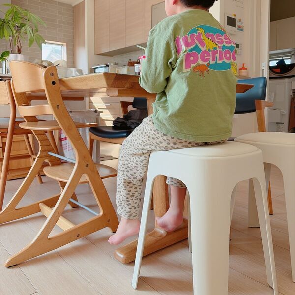 もちもち座面でおもてなし。来客時にも助かるクッションつきスツールのある暮らし【インスタグラマーさんのもの選び】[PR]