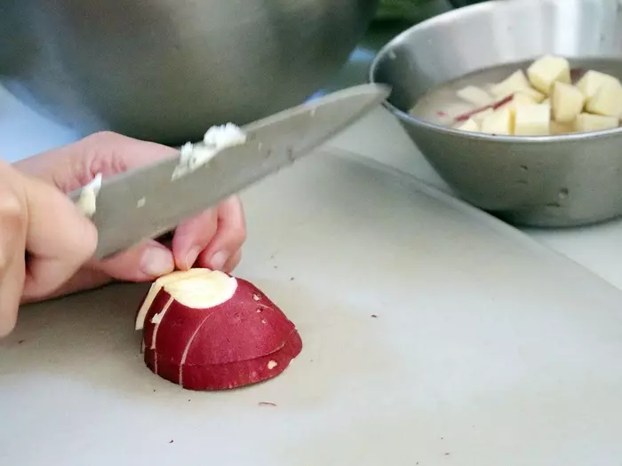 ポテサラは蒸すのが正解!?蒸し鍋で作る副菜+主菜+蒸しパンレシピをご紹介