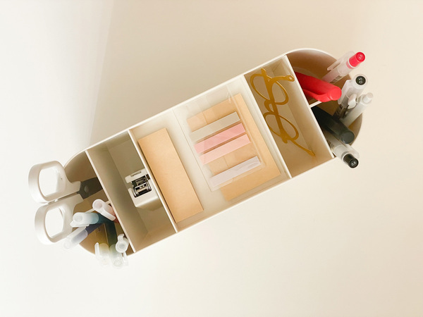 文房具をカテゴライズしてデスク作業を効率化！「散らかる文具をひとまとめに ペンスタンド」[PR]