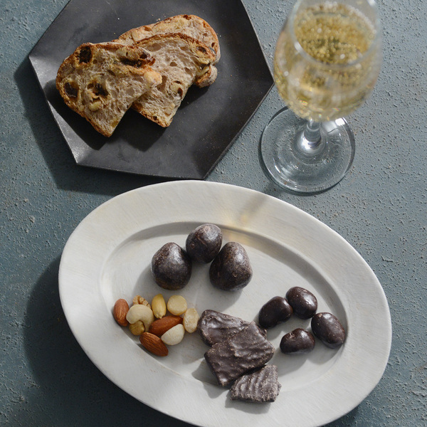 SNSで話題のあれやこれ、新作チョコレートで楽しむ冬のあまーい幸せ[PR]