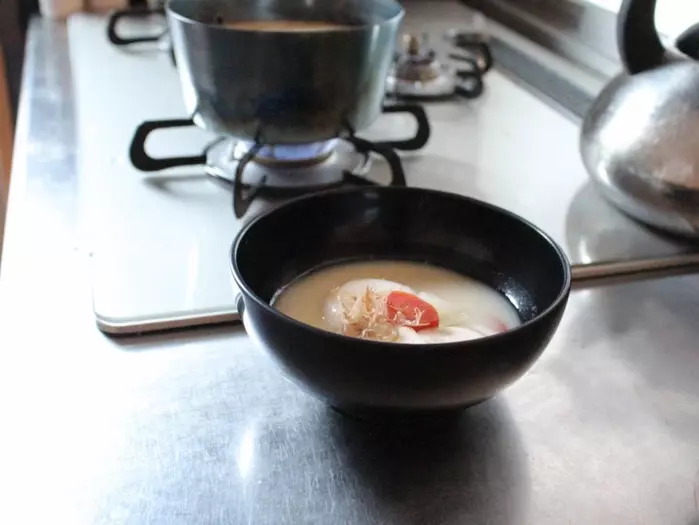 ゆらぎ世代のインナーケアに。「鉄の片手鍋」で鉄分たっぷりお味噌汁生活