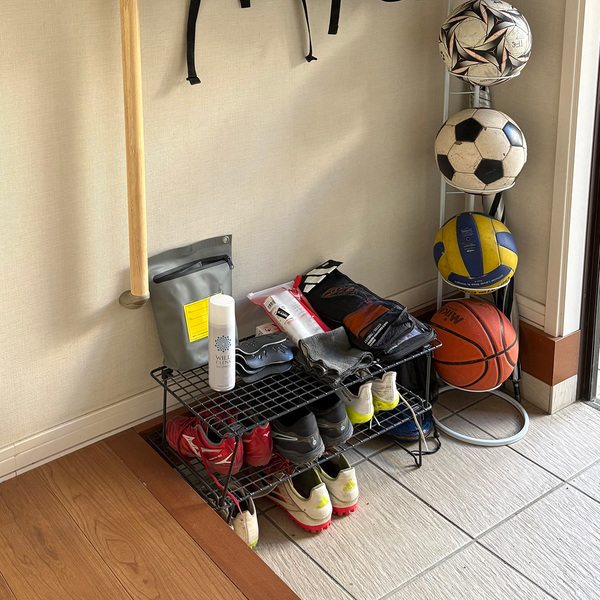 【単身・マンション・戸建て】ライフスタイル別、スタッフのリアルレポ『奥行き19.5cmシェルフ』をここで使いました[PR]