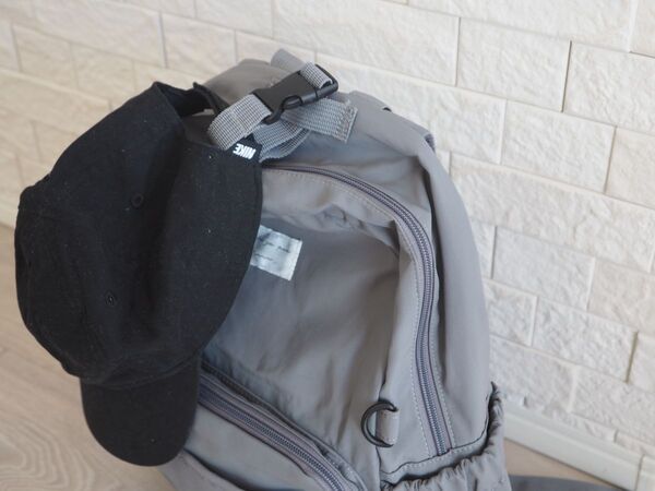 外出先での「脱いだ上着どうする？」を解決！入学前に少しずつ“自分で持つ”が身につくキッズリュック[PR]