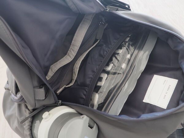 外出先での「脱いだ上着どうする？」を解決！入学前に少しずつ“自分で持つ”が身につくキッズリュック[PR]