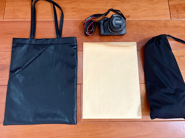 春の式典の必須アイテム。私は、オンにもオフにも使えるフェイクレザーのサブバッグを選びました。[PR]