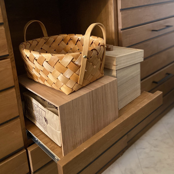 キッチンの“持て余しスペース”が、「Ordre ブレッドケース」で頼れる収納に。[PR]