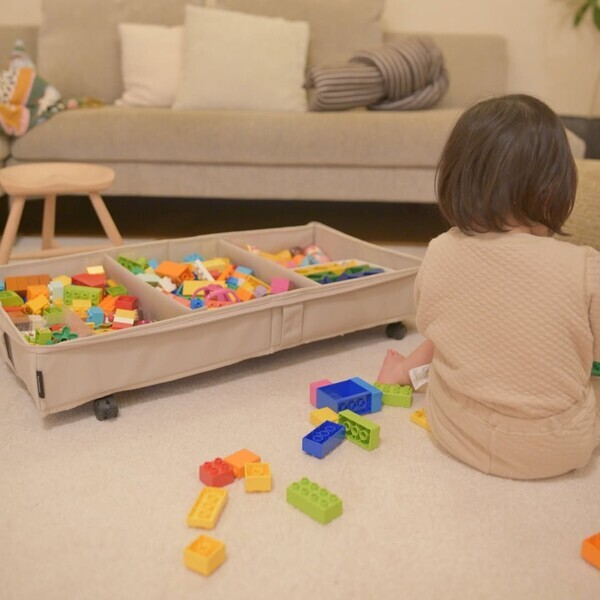 衣替えにもコレ便利！スイーッと出し入れできるベッド下収納で暮らしを整える【インスタグラマーさんのもの選び】[PR]