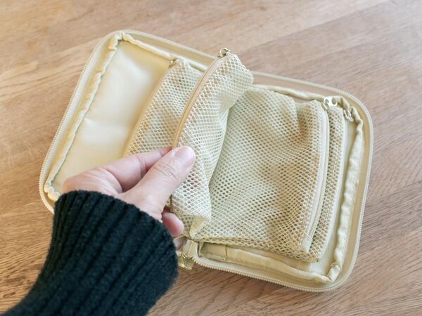 まるで四次元ポケット？「手帳型ミニポーチ」を、何でも出てくるお道具ポーチに[PR]