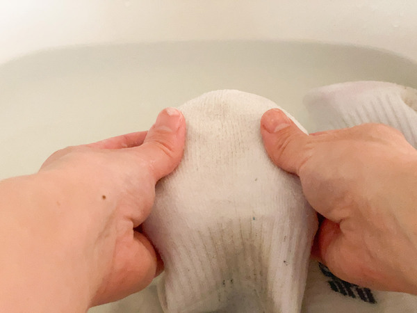 靴下予洗いの救世主！ウタマロ石けんをもっと使いやすくする「洗濯石鹸ケース」[PR]