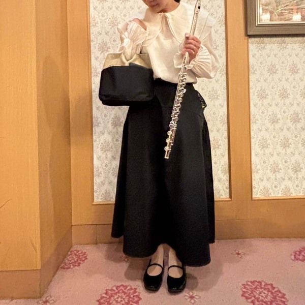 人気の理由はこのシルエット。ごちゃつきバッグを卒業！整頓上手な「バッグインバッグ」新作スタッフレポ[PR]