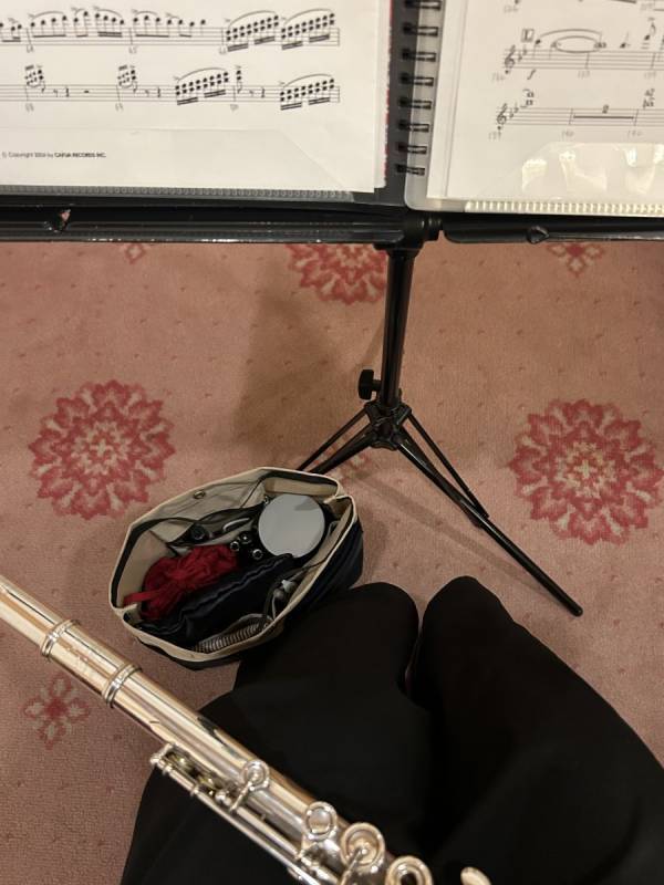 人気の理由はこのシルエット。ごちゃつきバッグを卒業！整頓上手な「バッグインバッグ」新作スタッフレポ[PR]