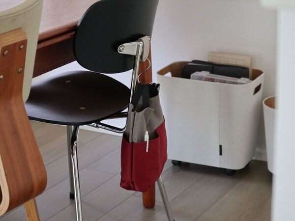 人気の理由はこのシルエット。ごちゃつきバッグを卒業！整頓上手な「バッグインバッグ」新作スタッフレポ[PR]