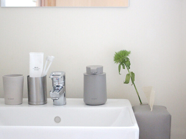 手を洗うたびに「これ、いいな」。暮らしにコロンと寄り添う自動式ディスペンサー[PR]