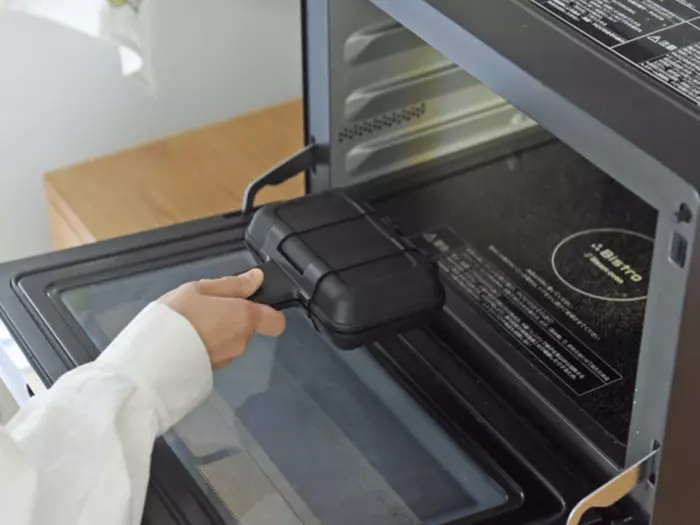 話題の『レンチンホットサンド』に何入れる？スタッフのお気に入りレシピ＆使用レポ発表会