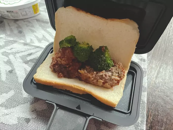 話題の『レンチンホットサンド』に何入れる？スタッフのお気に入りレシピ＆使用レポ発表会