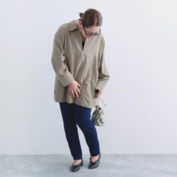 春の即戦力、360度グーーーンと伸びるストレッチパンツ。ベストセラーのはき心地をスタッフ4名がチェック[PR]