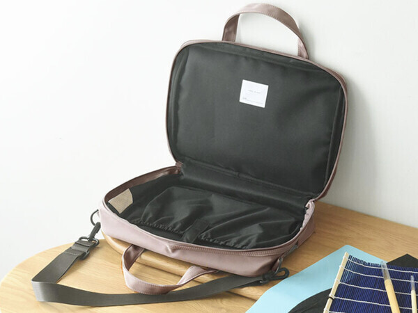 【新学期準備】キャラものを卒業した“未来の君”のために。シンプルで大人かわいい絵の具＆書道セットを[PR]