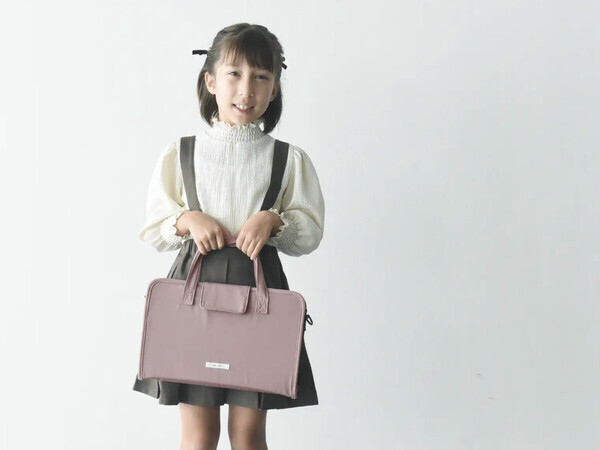 【新学期準備】キャラものを卒業した“未来の君”のために。シンプルで大人かわいい絵の具＆書道セットを[PR]