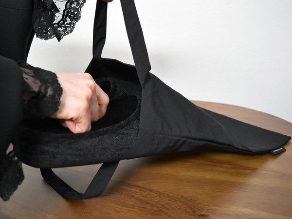 ハレの日の立ち姿をきれいに見せる「シェニール織のインヒールスリッパ」[PR]