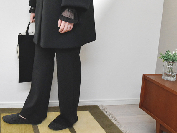 ハレの日の立ち姿をきれいに見せる「シェニール織のインヒールスリッパ」[PR]