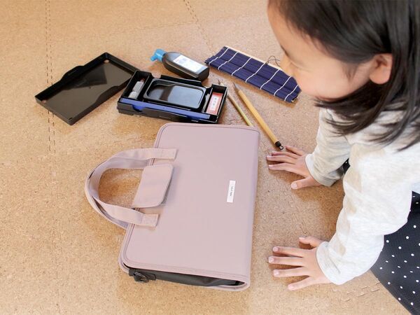 春から小3、はじめての習字に。くすみカラーで特別感「クッカヤプー　書道セット」[PR]
