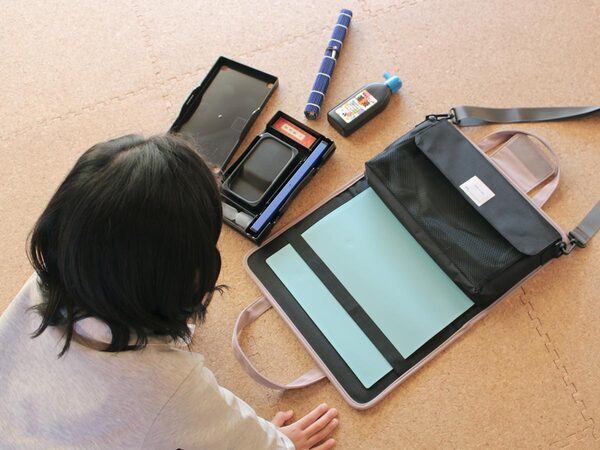 春から小3、はじめての習字に。くすみカラーで特別感「クッカヤプー　書道セット」[PR]