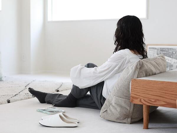 布団収納スペースにお困りの人、集まれ！『背もたれになる布団収納ケース』がIGさんのお家でも活躍中[PR]