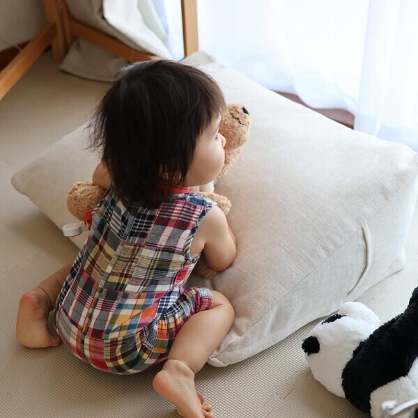 布団収納スペースにお困りの人、集まれ！『背もたれになる布団収納ケース』がIGさんのお家でも活躍中[PR]