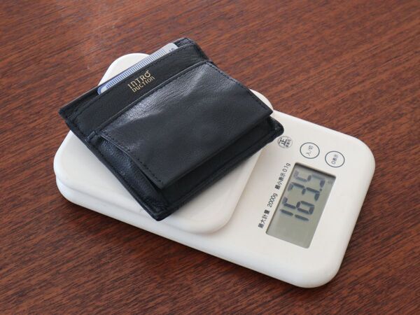 春のお財布決～めた！ミニマル派スタッフのハートを掴んだ、わずか8mmの新作はこれ[PR]