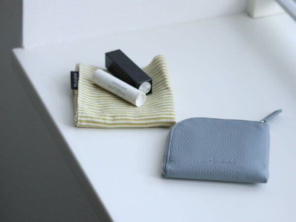 春のお財布決～めた！ミニマル派スタッフのハートを掴んだ、わずか8mmの新作はこれ[PR]