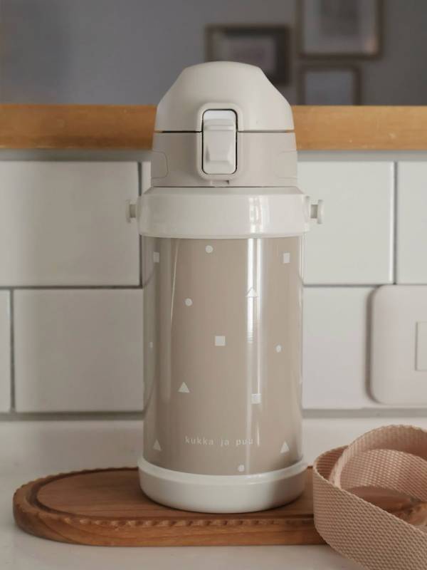 うちの子にはどのサイズ？子どもの成長に合わせて選べる水筒＆カバー【インスタグラマーさんのもの選び】[PR]