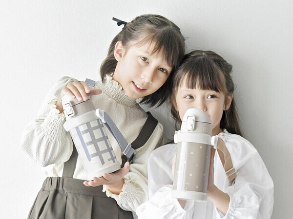 うちの子にはどのサイズ？子どもの成長に合わせて選べる水筒＆カバー【インスタグラマーさんのもの選び】[PR]