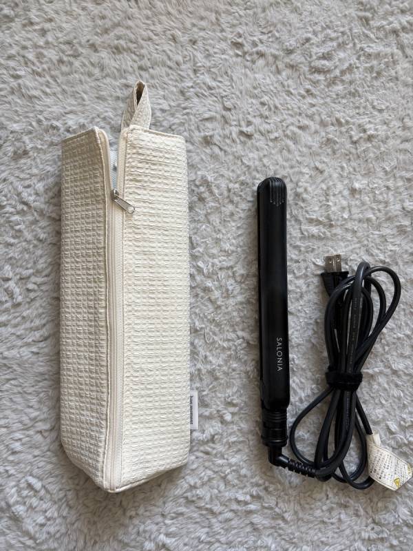 『バタバタの朝・散らかる洗面所』を卒業したい方へ。スタッフの太鼓判、耐熱300℃ヘアアイロンポーチを！[PR]