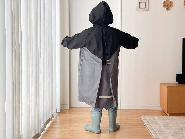 学校行事に最適！kukka ja puuからジュニアサイズのおしゃれなレインコートが登場[PR]