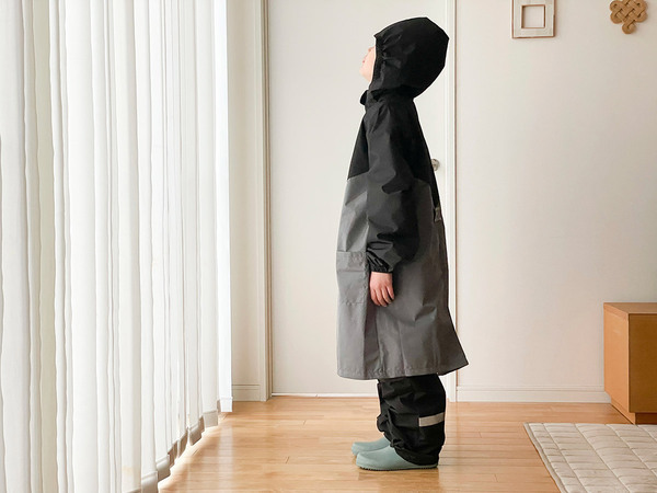 学校行事に最適！kukka ja puuからジュニアサイズのおしゃれなレインコートが登場[PR]