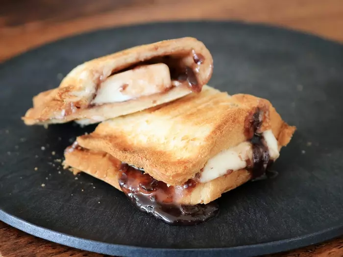 今日は何いれる?レンチンできる「ホットサンドメーカー」で作るアレンジレシピ4選