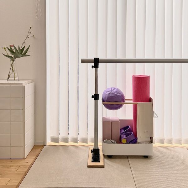 家電の目隠し収納にも◎宅トレ道具だけじゃない「フィットネス収納」活用術【インスタグラマーさんのもの選び】[PR]