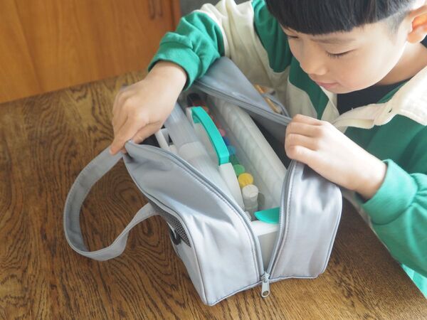 届いたその日からすぐ使える！シンプルで高学年まで使える「絵の具セット」[PR]