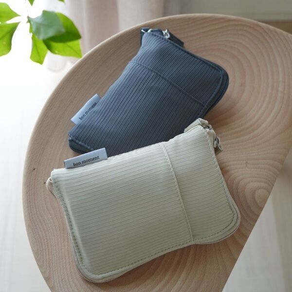 花粉症さんの救世主かも！目薬がすぐ見つかる＆薬の補充もラクな「手帳型ポーチ」にIGさんも高評価[PR]