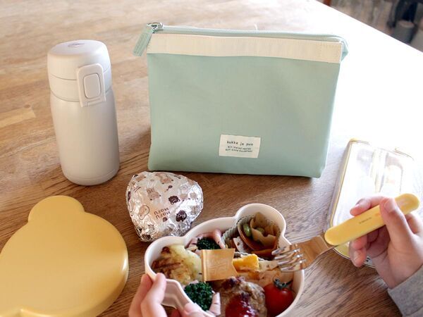 春からの学童弁当に。しっかり入るのにかさばらない！持ち手すっきりランチバッグ[PR]