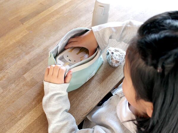 春からの学童弁当に。しっかり入るのにかさばらない！持ち手すっきりランチバッグ[PR]