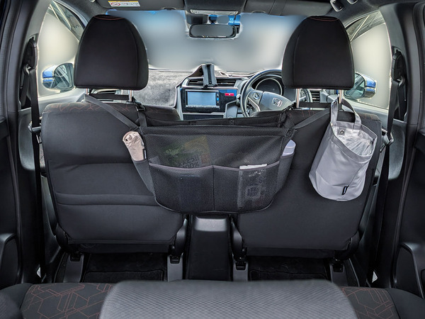 車内快適化の黄金コンビ「カーポケット＆吊り下げゴミ箱」スタッフたちはこう使う！[PR]