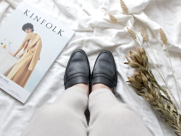 おろしたて初日から快適。スマートなのに履き心地ラクちん、失敗しないローファー見つけた！[PR]