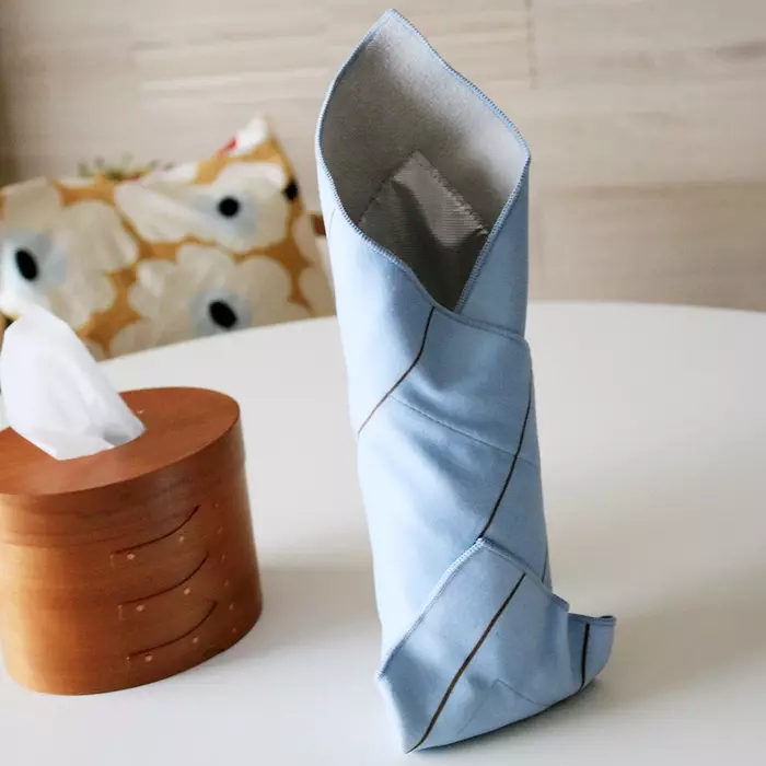 通学弁当もデスク朝食も◎ピタッと包める保冷クロスで『お弁当準備ラクちん化』にスタッフが挑戦!