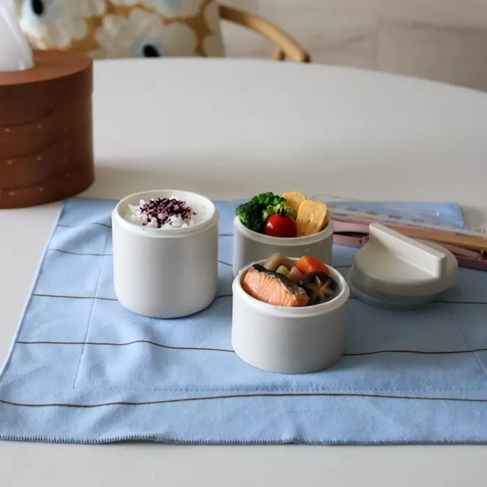 通学弁当もデスク朝食も◎ピタッと包める保冷クロスで『お弁当準備ラクちん化』にスタッフが挑戦!