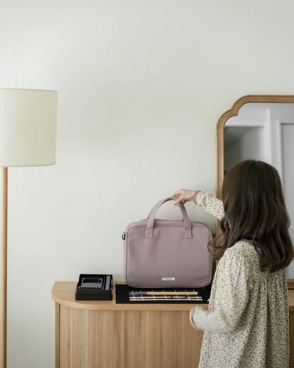 「初めての授業」も楽しむ秘訣！大人かわいい書道セットでわくわくの新学期【インスタグラマーさんのもの選び】[PR]